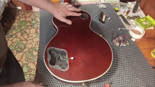 Реплика Gibson Les Paul полный апгрейд. Часть 2 смотреть онлайн