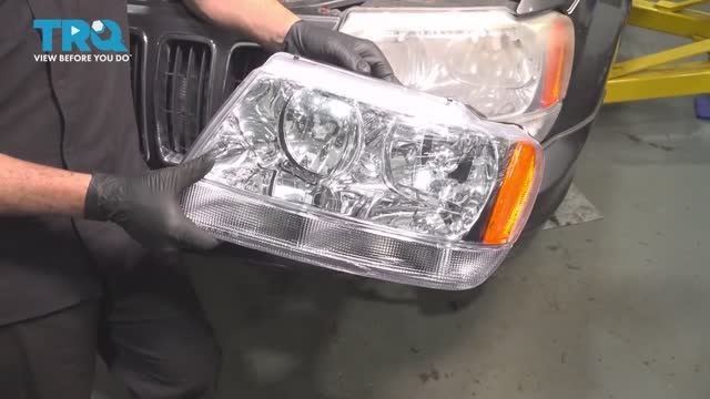 045. Как заменить фары на Jeep WJ (1999 - 2004)