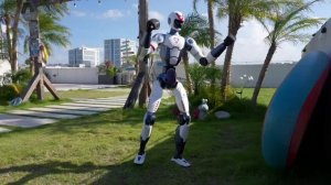 Робот гуманоид модель R1 Unitree