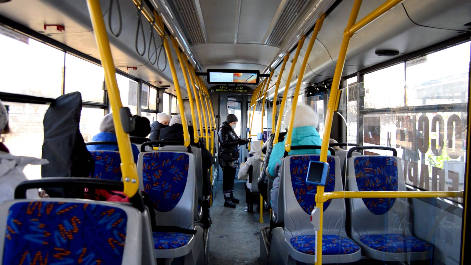 Поездка на троллейбусе с автономным ходом маршрута 1 в Екатеринбурге