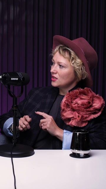 Быть не только красивым, а быть собой — Елена Вертий о теле, возрасте и стиле смотреть онлайн