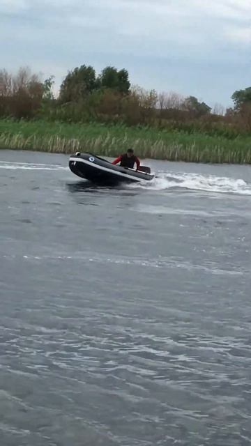 Лодка stormline 340 adventure standard мотор 18 Nissan смотреть онлайн