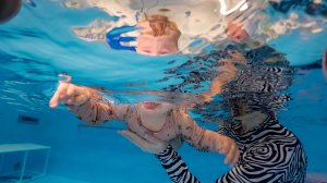 Подводная видеосъемка грудничкового плавания в акваклубе БАСИК (Москва)