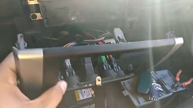 Снятие передней панели где магнитола Ниссан Альмера G15 где магнитола смотреть онлайн