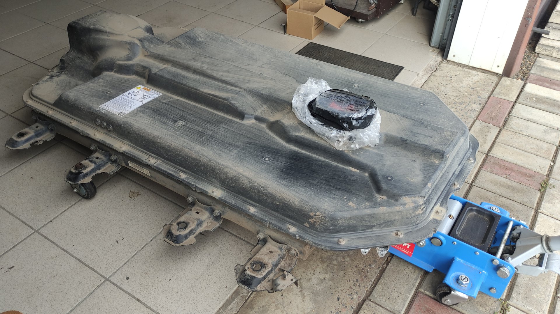 Mitsubishi Outlander Phev, подогрев ВВБ.