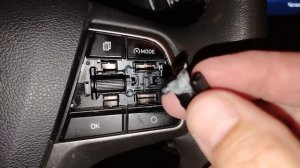 Замена кнопки-джостика блока круизконтроля, аналогичкно кнопки мультимедиа без снятия руля Солярис