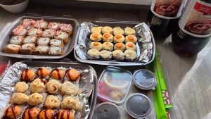 Все как обычно! Купили РОЛЛЫ и продуктов. Жизнь простых людей в деревне