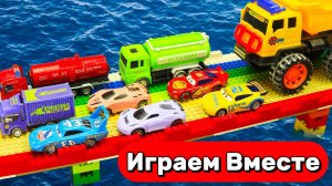 ИГРАЕМ В МАШИНКИ ИЗ МУЛЬТИКА ТАЧКИ 🚗 ПРИКЛЮЧЕНИЯ ИГРУШЕЧЕНОГО МОЛНИИ МАККУИНА ДЛЯ ДЕТЕЙ