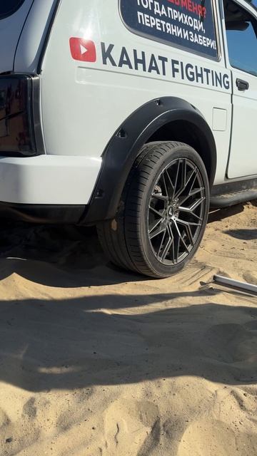 Кто уедет на Ниве? Следите за новостями и готовьтесь к новым турнирам! 🚙💨