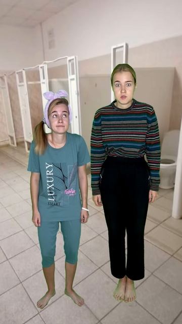 ТИПИЧНЫЙ ПЕРВЫЙ ДЕНЬ В УЧЕБНОМ ГОДУ смотреть онлайн