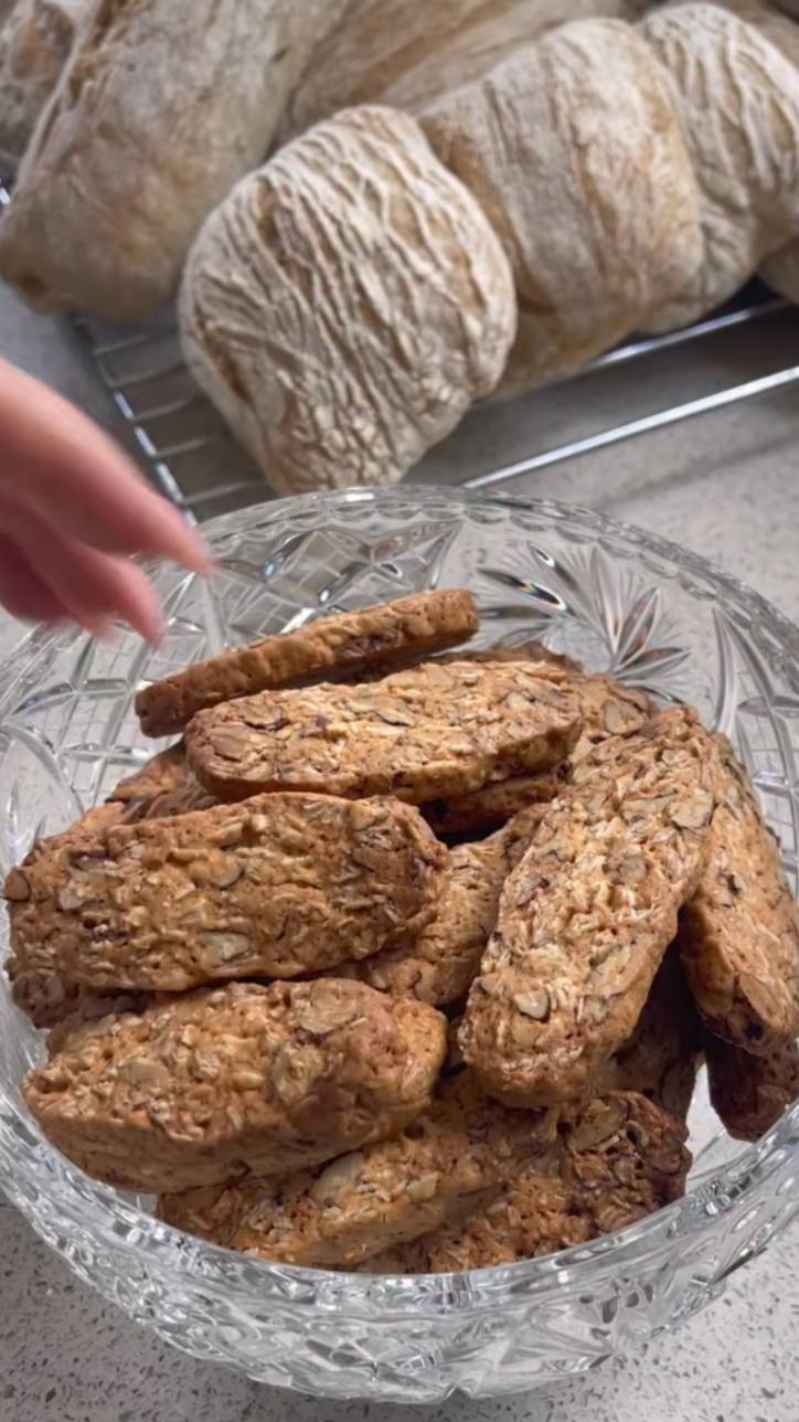 НАШЕ ЛЮБИМОЕ ПЕЧЕНЬЕ смотреть онлайн