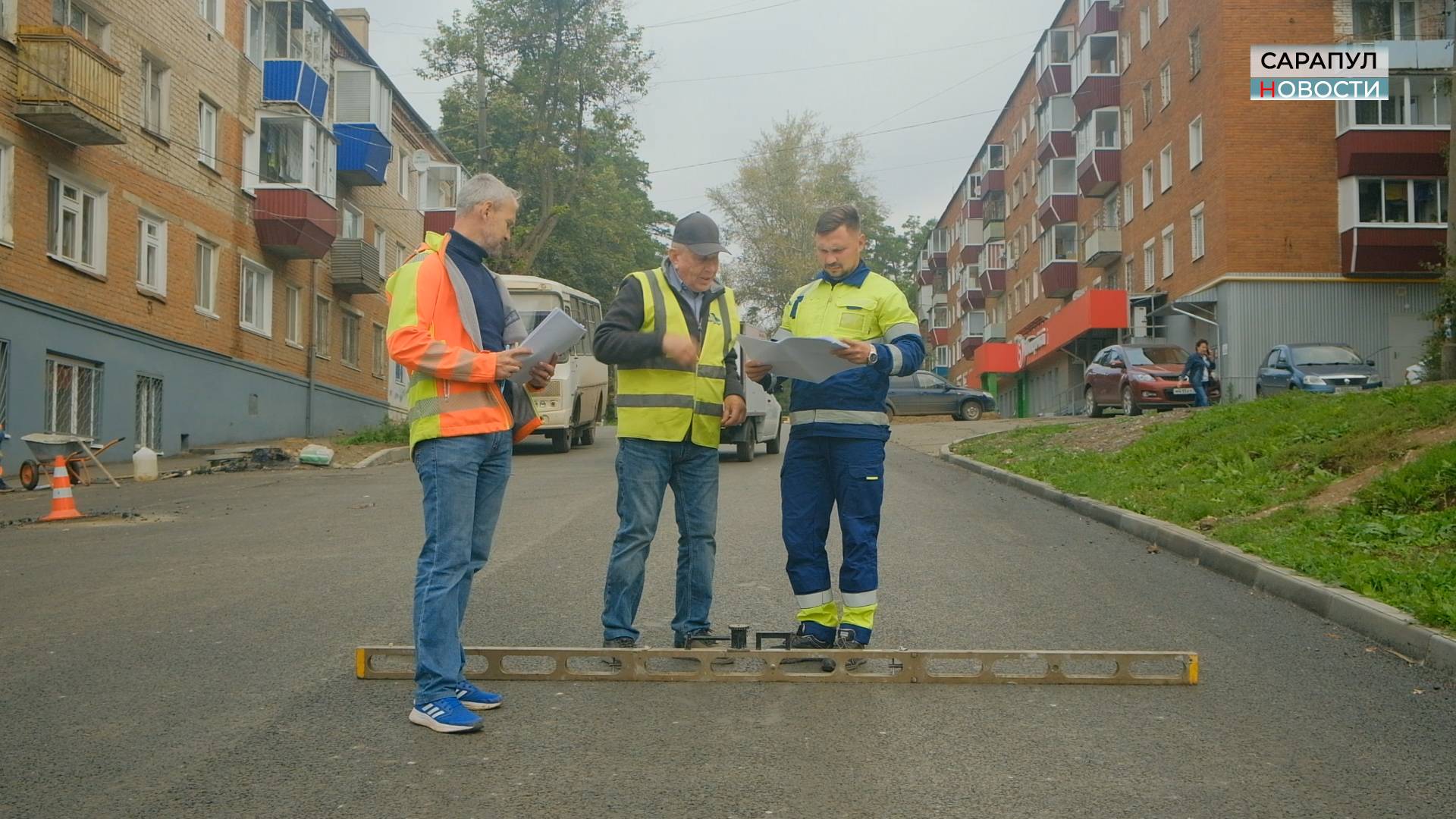 Дорожные работы на улицах 1-я Дачная и Пугачёва смотреть онлайн