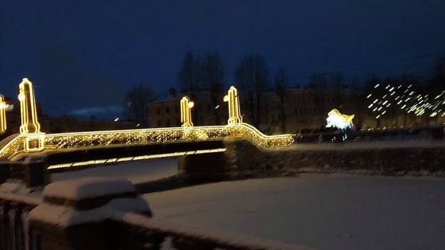 Ангел возле Семимостья в Санкт-Петербурге смотреть онлайн