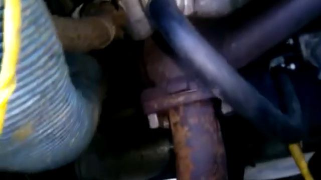 Замена радиатора охлаждения ВАЗ 2107 ВАЗ 2106 часть 1 а далее ищите часть 7 и 8 на канале смотреть онлайн