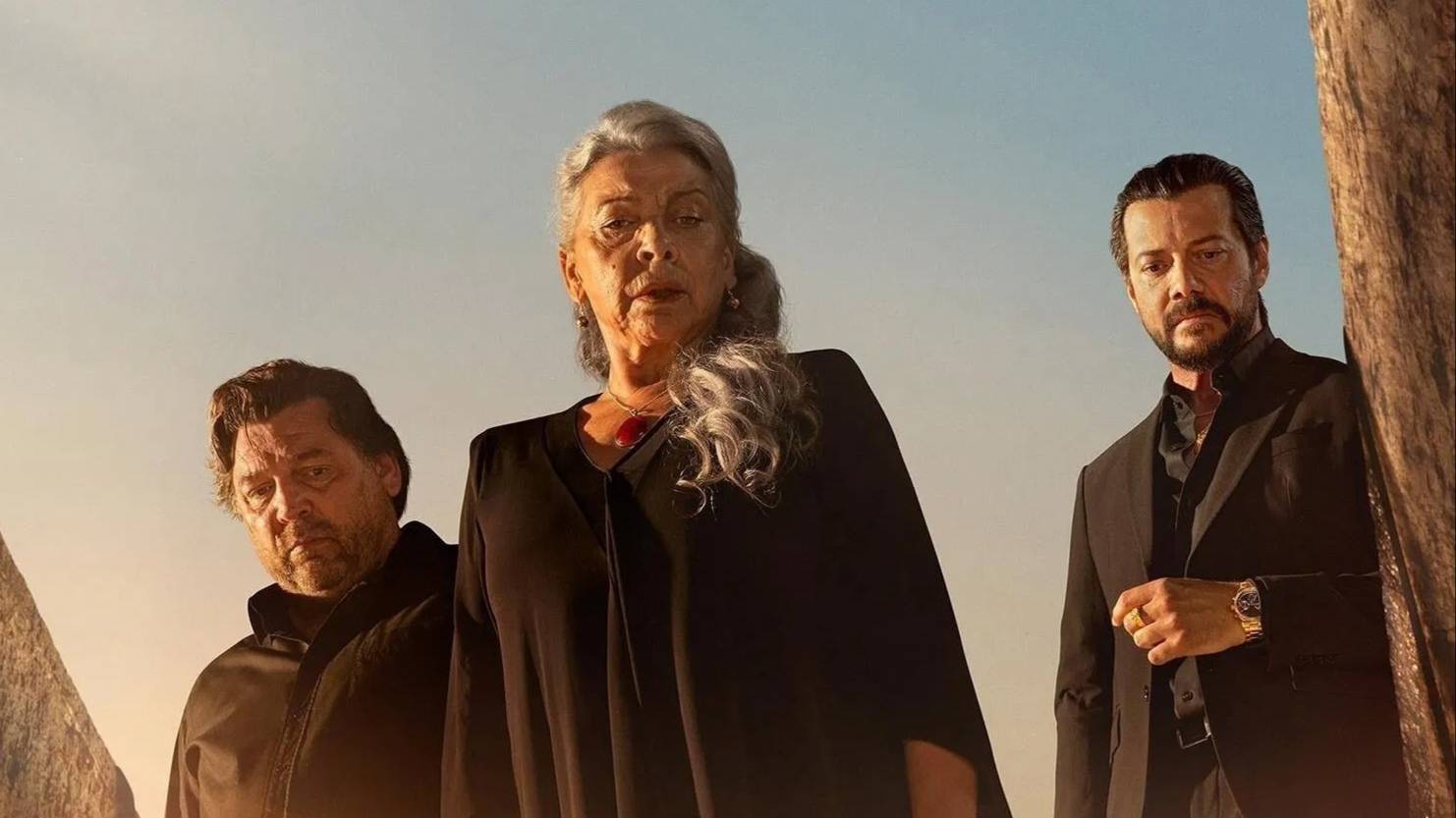 Сериал Две могилы – 1 сезон 3 серия / Dos tumbas