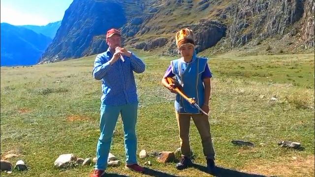 Дудук и горловое пение (Алтай) импровизируют И.Дугашев и А.Акентьев. смотреть онлайн
