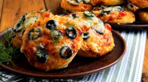 Мини-пиццы на пшеничной закваске.