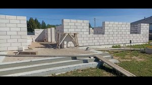 Дома построенные из газоблока со снятой фаской.