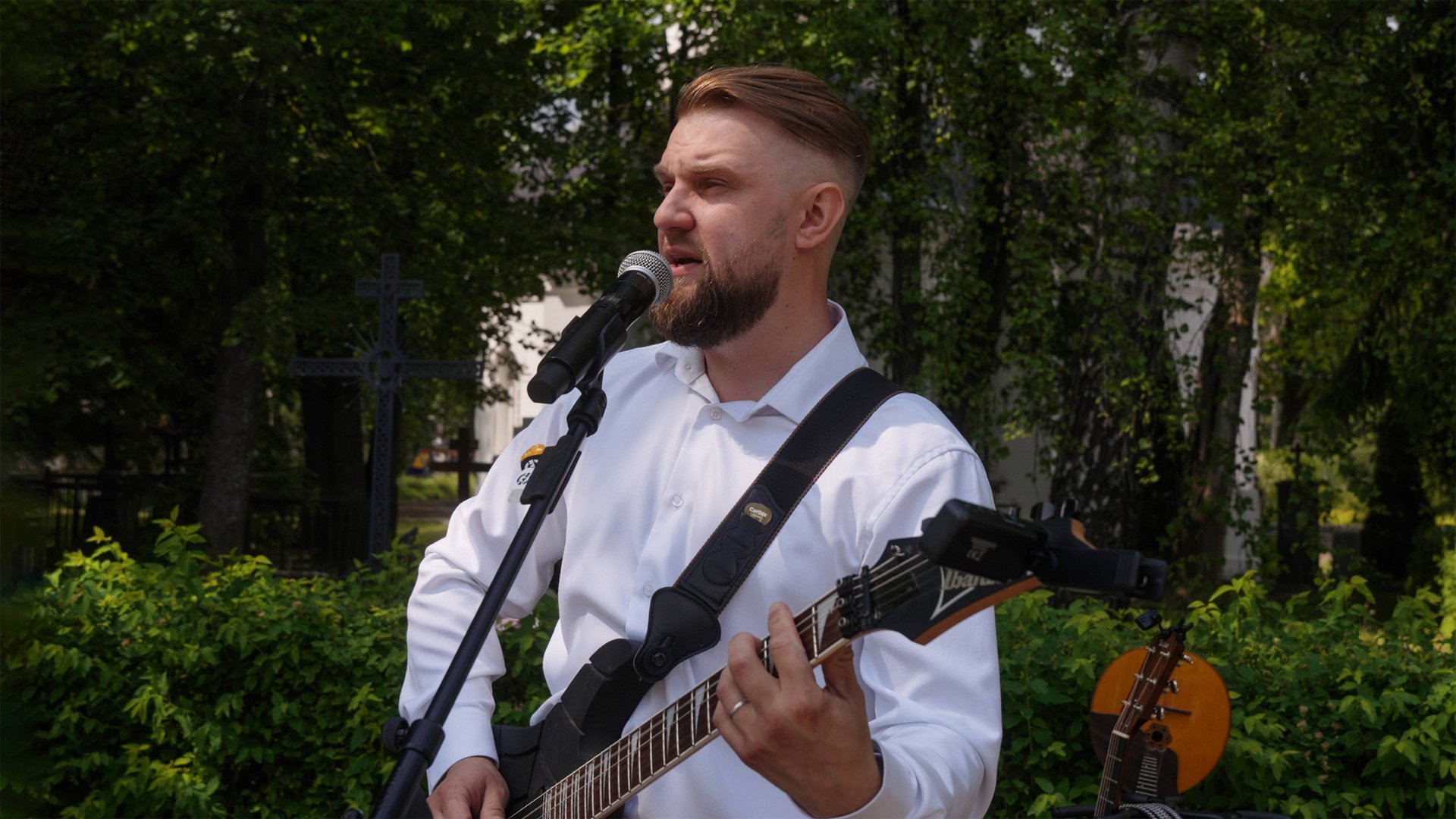 "Прекрасное далеко". Из к/ф "Гостья из будущего". Кавер на песню. смотреть онлайн