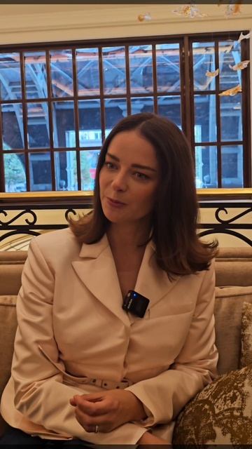 Узнали у героев сериала «Москва слезам не верит. Все только начинается» — чему их научила столица? смотреть онлайн