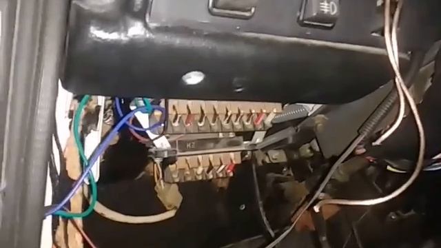 Греются предохранители дальнего света номер 3 и 4 ВАЗ 2106 смотреть онлайн