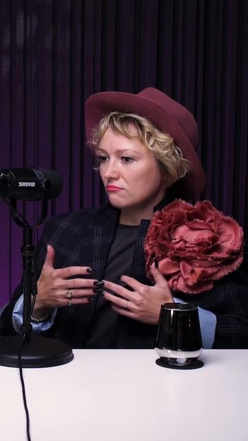 Быть не только красивым, а быть собой — Елена Вертий о теле, возрасте и стиле смотреть онлайн