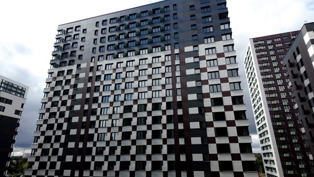 ЖК «Бригантина» — съёмка с воздуха август 2025 смотреть онлайн