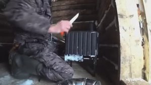 В ТАËЖНУЮ ИЗБУ. ТРУДНАЯ ДОРОГА. ИСПЫТАНИЕ МОРОЗОМ, УСТАНОВИЛ ПЕЧЬ В ЗИМОВЬЕ