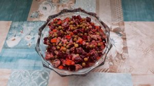 Салат с тунцом и свеклой