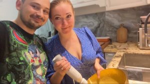 Наконец-то дождались! Ожидания полностью оправдались. Строим дом в деревне. Готовим домашний пирог.