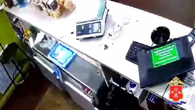 В Ленинске-Кузнецком к 7 годам колонии приговорен второй участник серии нападений на организации смотреть онлайн