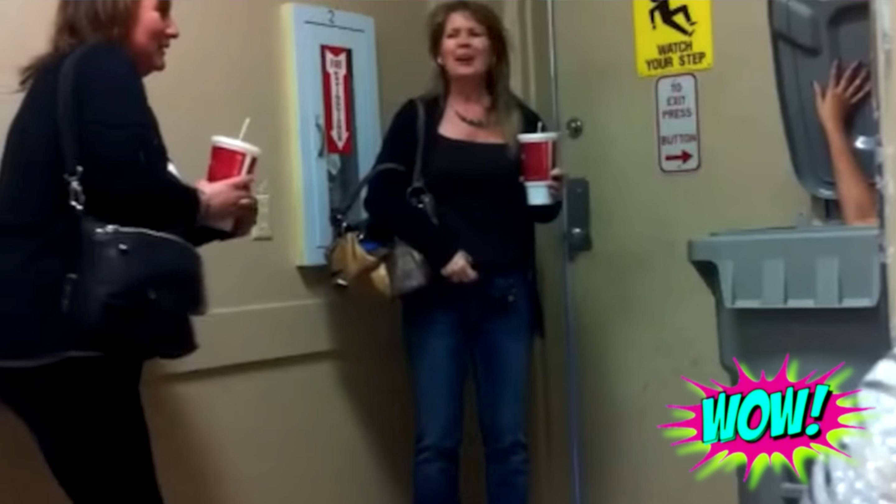 СМЕХ И ВЕСЕЛЬЕ: СМЕШНЫЕ ВИДЕО И ЛУЧШИЕ ПРИКОЛЫ смотреть онлайн