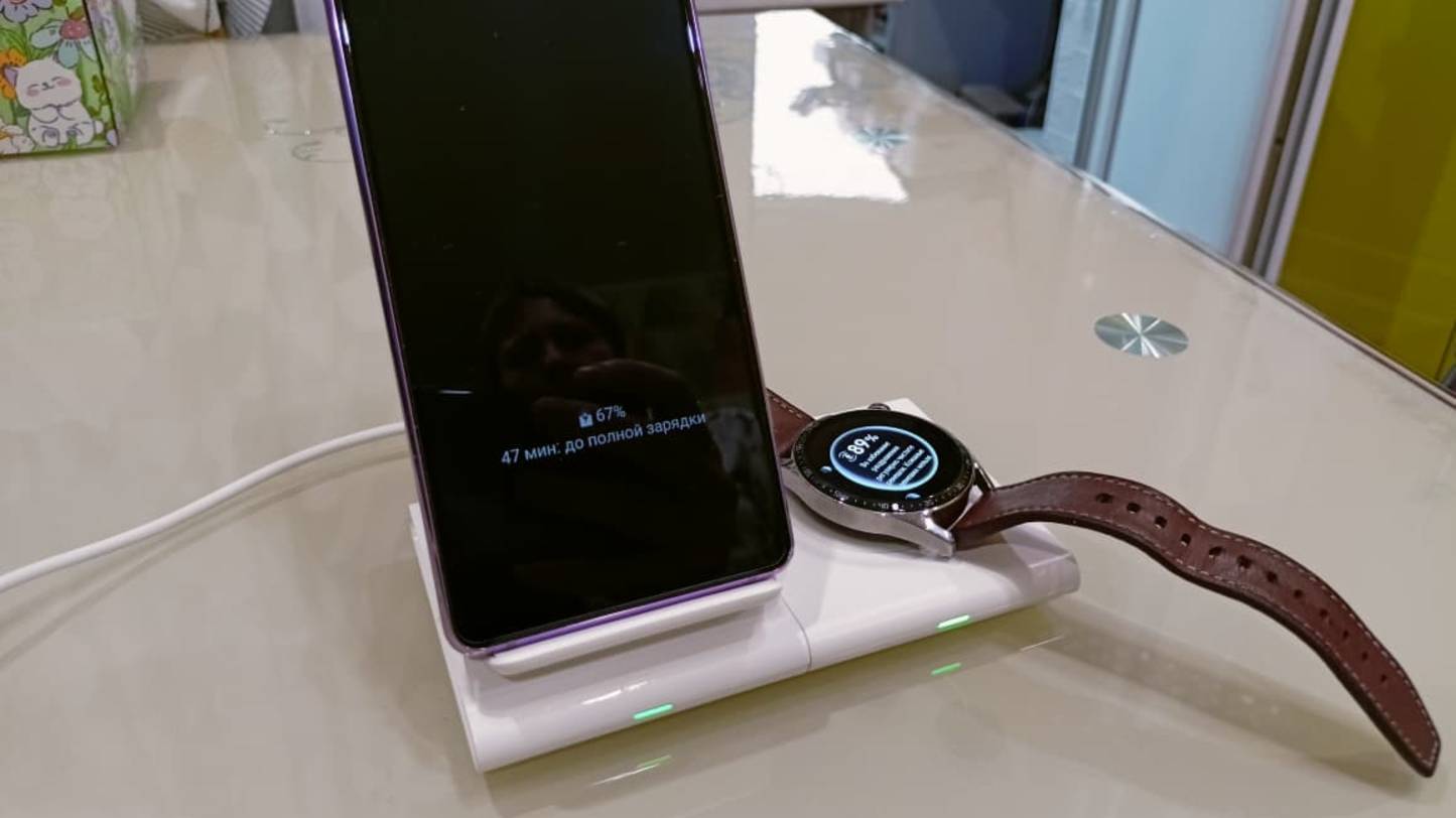 Беспроводная зарядная станция Kitfort KT-3370-2 (Китфорт)