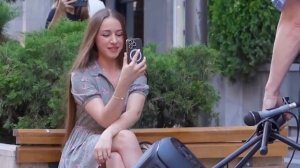 ГИТАРИСТ ПРИТВОРИЛСЯ ДОДИКОМ - БОТАНОМ и ВСЕХ ШОКИРОВАЛ даже ЧУТЬ НЕ ОТХВАТИЛ