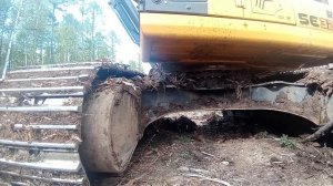 Как легко и быстро почистить ходовую на экскаваторе!?