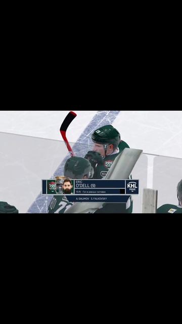 Один в поле воин ! Невероятная техника #khl #khlmania #nhl #хоккей #shorts смотреть онлайн