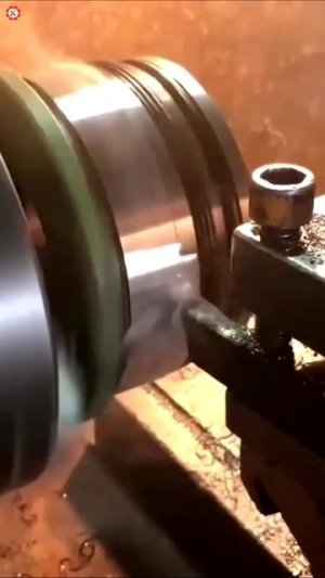 Ремонт лопнувшего гидроцилиндра.