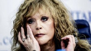 Алла Пугачёва - Так Дурно Жить (Премьера Клипа 2025) Unofficial Clip.Remastered.