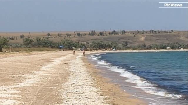 Крым Керчь сегодня 5 августа 2025. Море в Новоотрадном и погода в Крыму сейчас. Обстановка на пляже смотреть онлайн