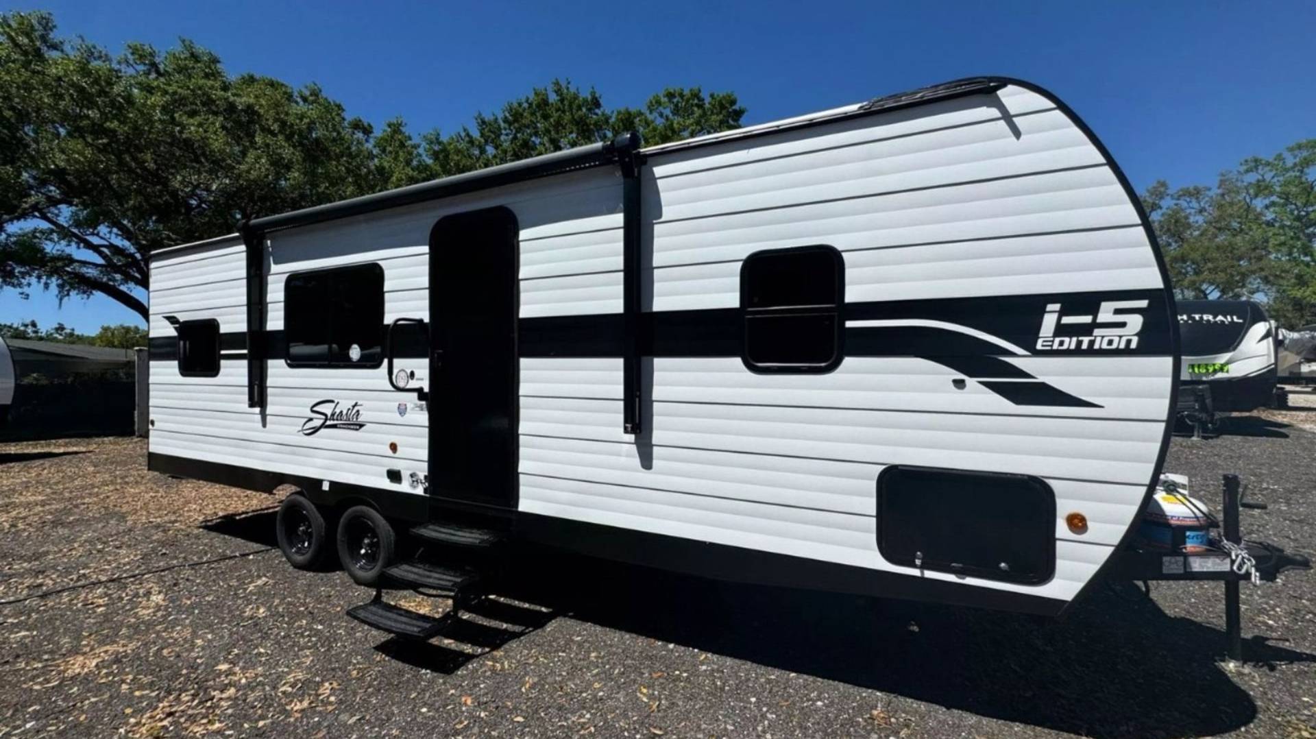 Наличии домов на колёсах,трейлеров,караванов,автодомов на сентябрь месяц 2025 года в городе Пскове смотреть онлайн