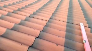 Как застелить крышу ондулином несколько простых советов не дорогая красивая кровля