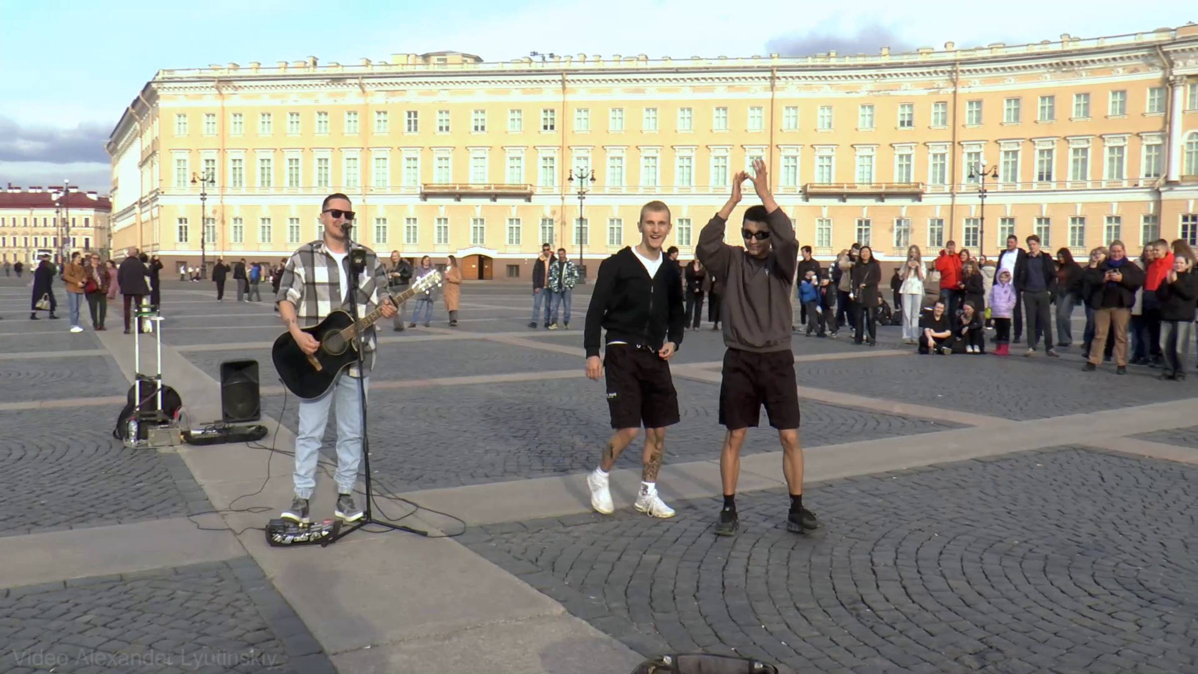 Евгений Морган (Улица Без Имени) - Люби меня, люби... (cover Отпетые Мошенники) смотреть онлайн