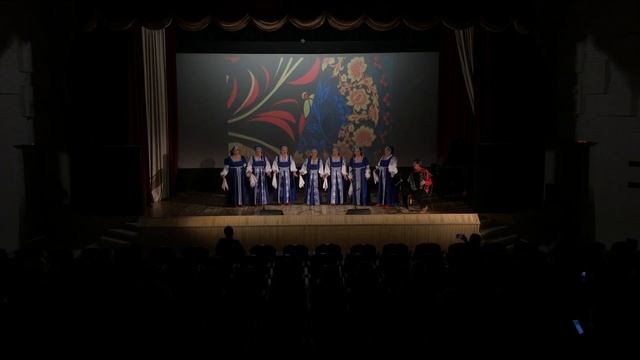 Народный вокальный ансамбль "Русская песня" - "Танк по имени «Алёша» смотреть онлайн