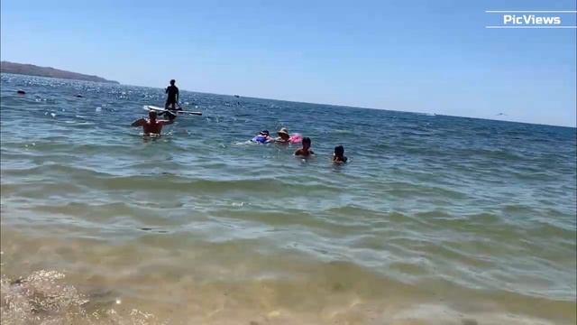 Крым Феодосия пляж Юрая сегодня 5 сентября 2025. Обстановка на море. Погода в Феодосии сейчас смотреть онлайн