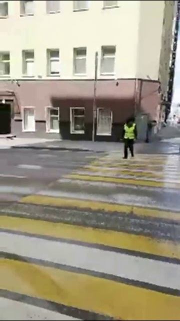 Радио Башка Космос Савеловский ВОКЗАЛ / Radio Bashka / Shorts смотреть онлайн