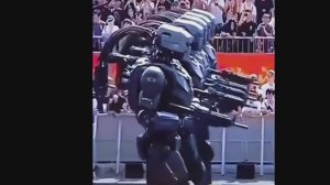 2025 Потрясающий Китайский парад роботов стройными рядами проходящими под овации зрителей