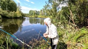 Забрался подальше от дома. Поймал на уху.