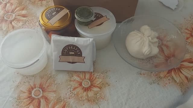 Вкусные сыры из местной сыроварни. смотреть онлайн