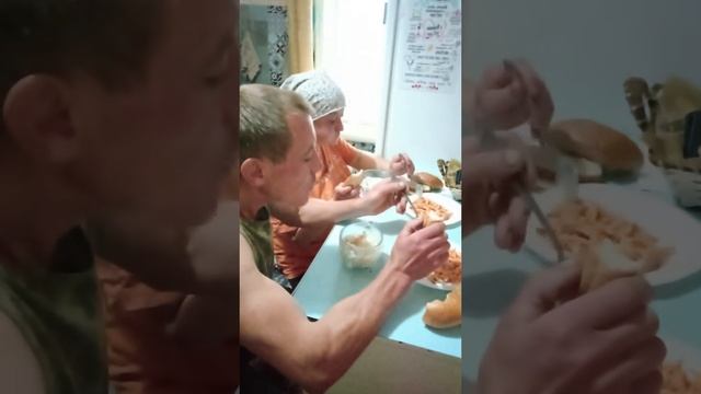 05-09-2025 Приятного аппетита всем 😊 смотреть онлайн