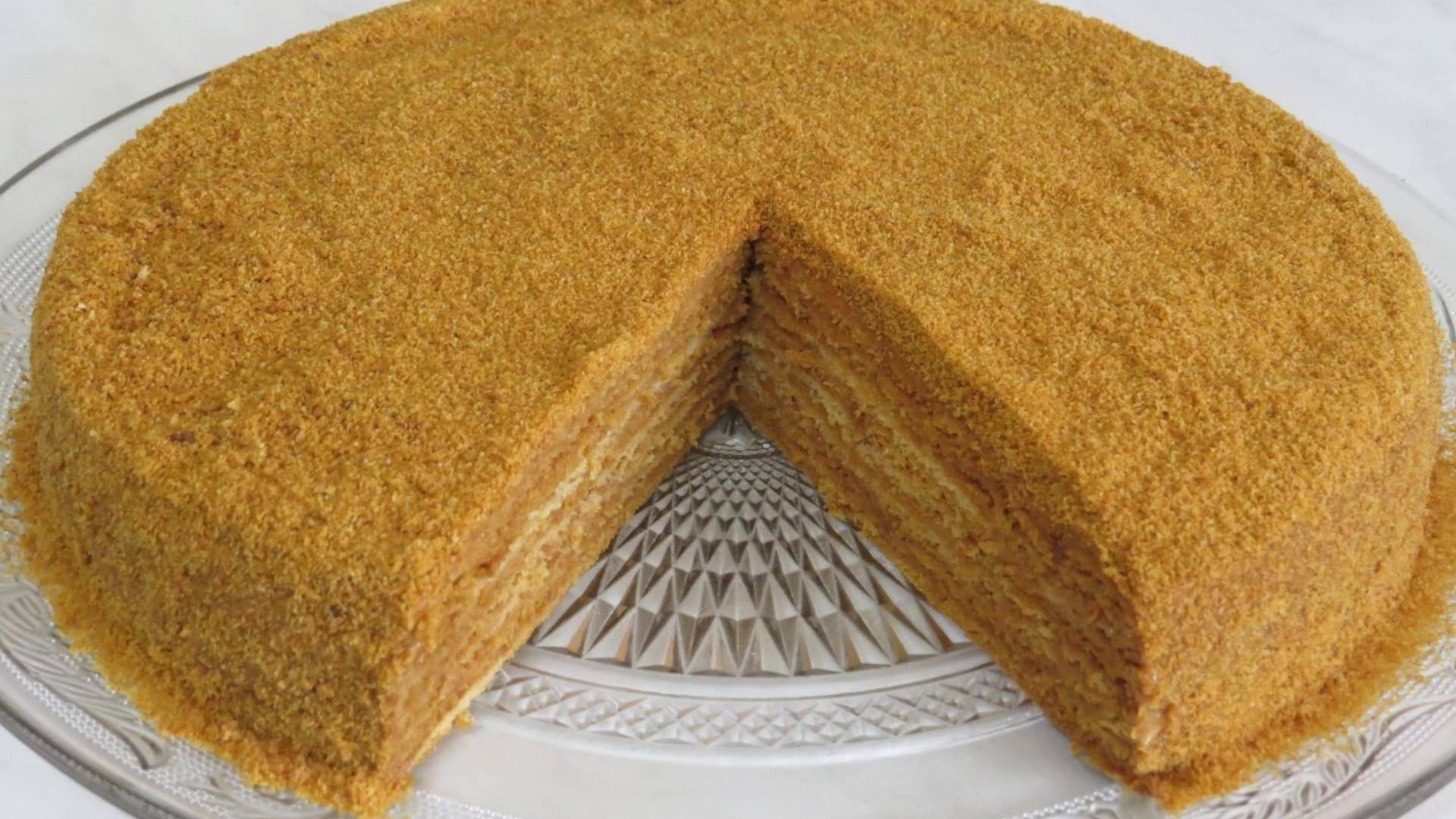 Торт МЕДОВЫЙ на СКОРУЮ РУКУ! ОБАЛДЕННЫЙ ТОРТ НА СКОВОРОДЕ! СОЧНЫЙ и ВКУСНЫЙ! смотреть онлайн